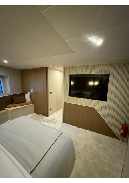 Gallery Thumbnail 15
